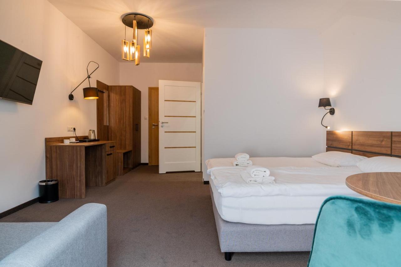 Hotel Odejewscy Chojnice Ngoại thất bức ảnh