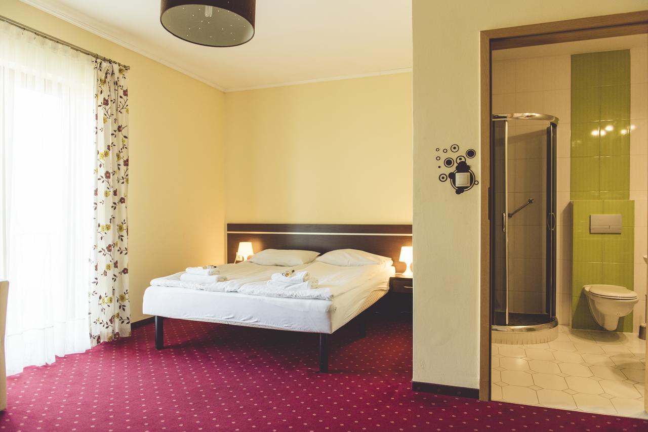 Hotel Odejewscy Chojnice Ngoại thất bức ảnh